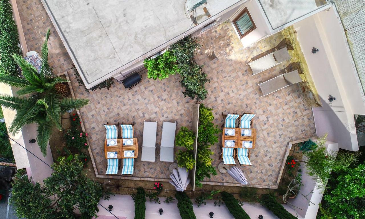 Iro City And Beach Boutique Homes Chania  Bagian luar foto