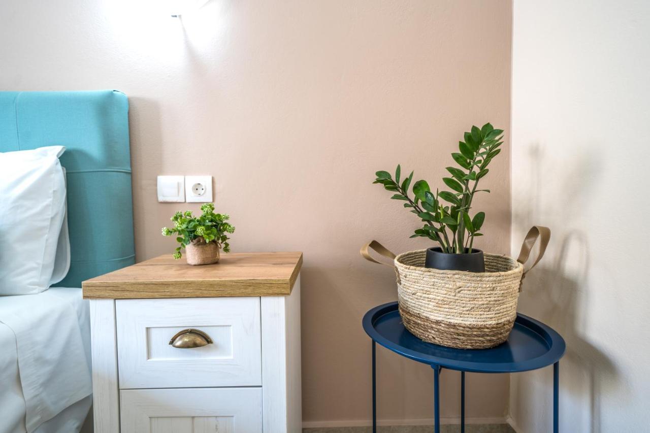 Iro City And Beach Boutique Homes Chania  Bagian luar foto