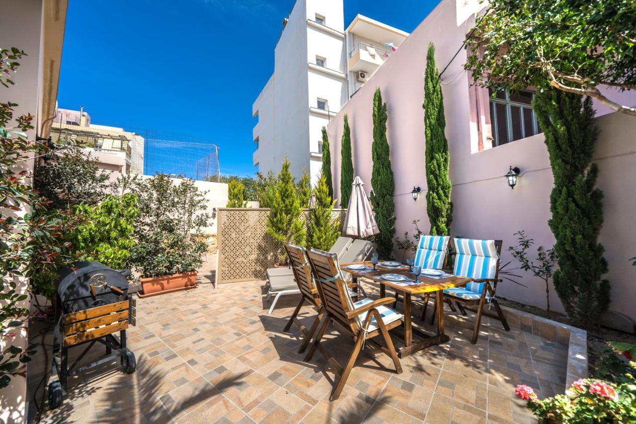 Iro City And Beach Boutique Homes Chania  Bagian luar foto