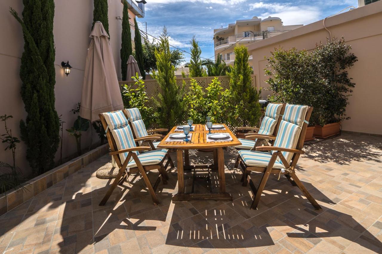 Iro City And Beach Boutique Homes Chania  Bagian luar foto