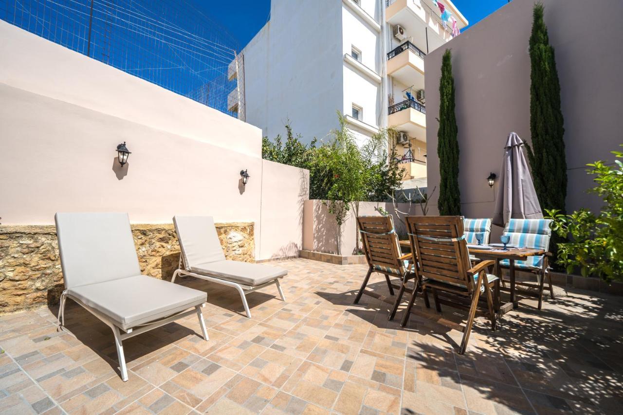 Iro City And Beach Boutique Homes Chania  Bagian luar foto