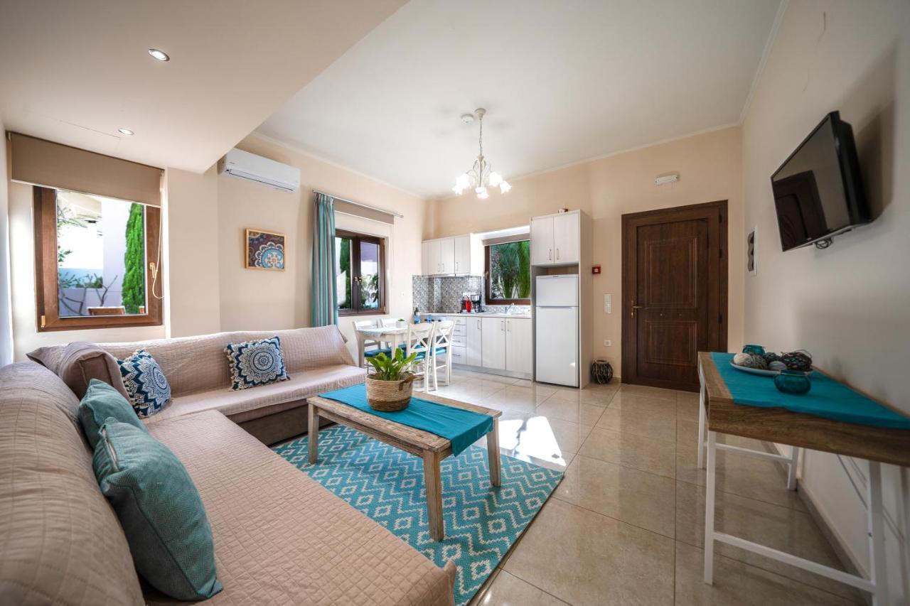 Iro City And Beach Boutique Homes Chania  Bagian luar foto