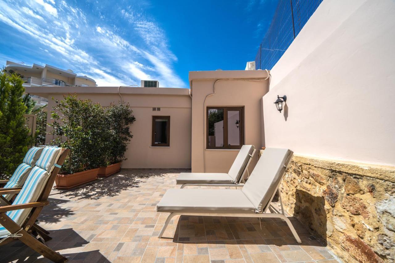 Iro City And Beach Boutique Homes Chania  Bagian luar foto