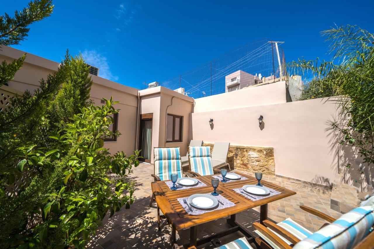 Iro City And Beach Boutique Homes Chania  Bagian luar foto